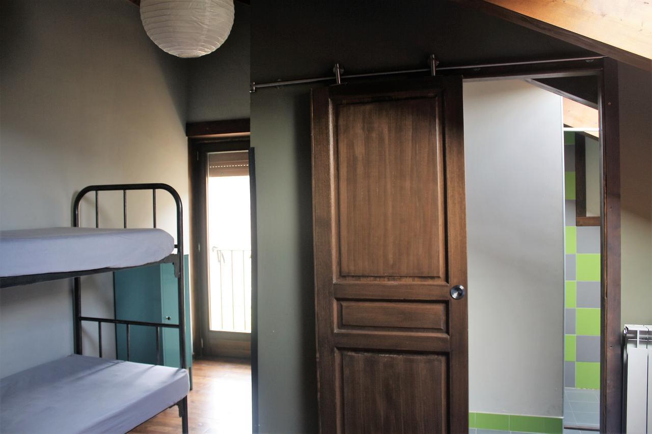 Albergue A'Noguera Castiello de Jaca Værelse billede